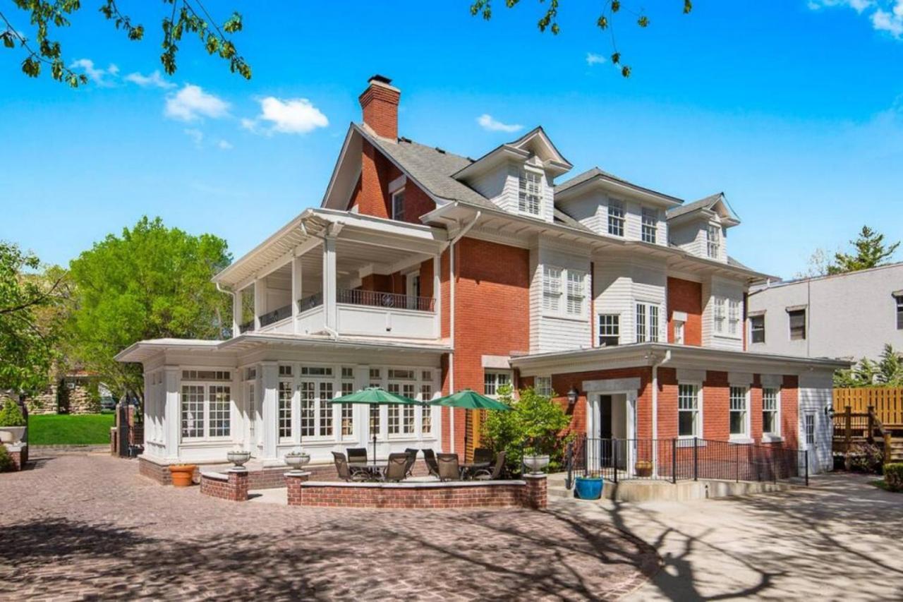 Valentine At Oak Street Mansion Hotel Kansas City Luaran gambar